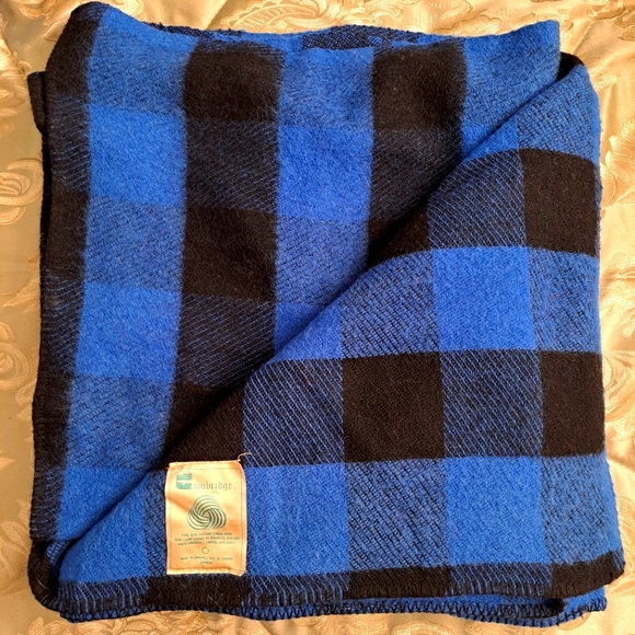 Cambridge Bedding Vintage Cambridge Blue Buffalo Plaid Wool Blanket
